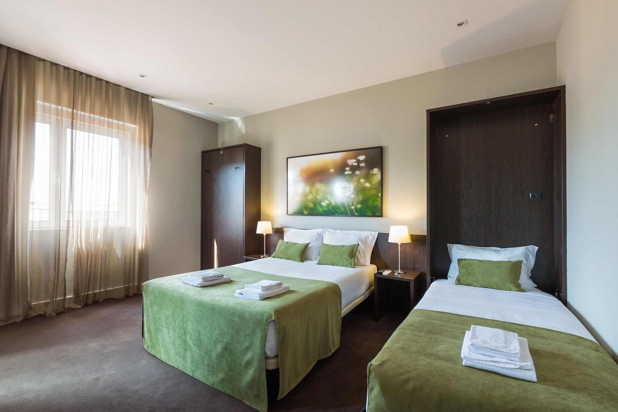 ริเวอร์ สวีท Hotel โกอิมบรา ภายนอก รูปภาพ